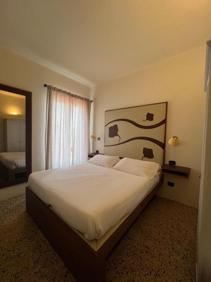 Locanda Lorena Hotel Porto Venere Exterior foto