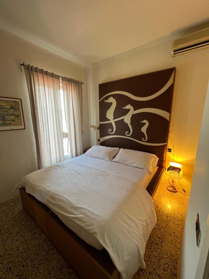 Locanda Lorena Hotel Porto Venere Exterior foto